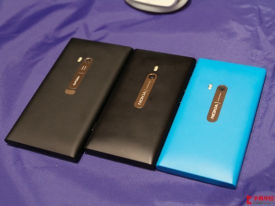 诺基亚lumia900（诺基亚lumia900参数）